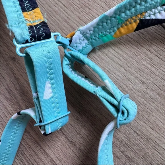 Freya Bikini Swimsuit Top Underwire J Hook Bassline NWT 34DD - Picture 4 of 8